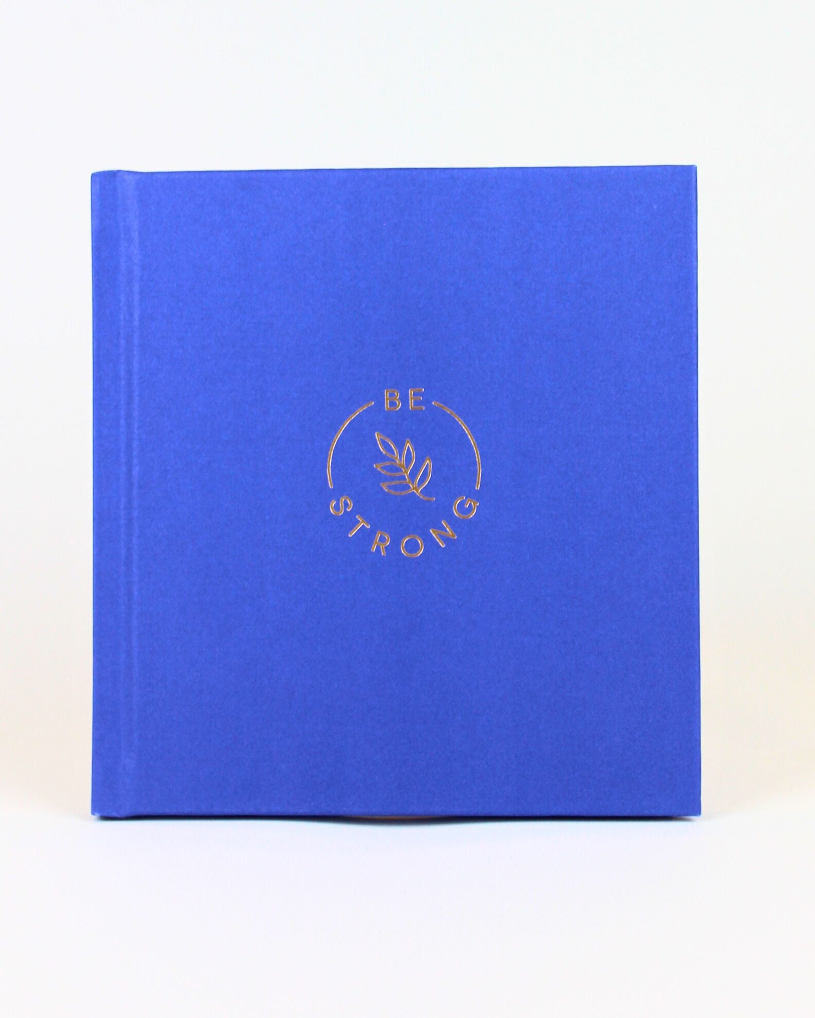 Be Strong book featuring 27 pages of uplifting encouragement quotes, perfect for support and inspiration, part of Fun & Thoughtful Gift Boxes NZ and Unique Gift Boxes New Zealand