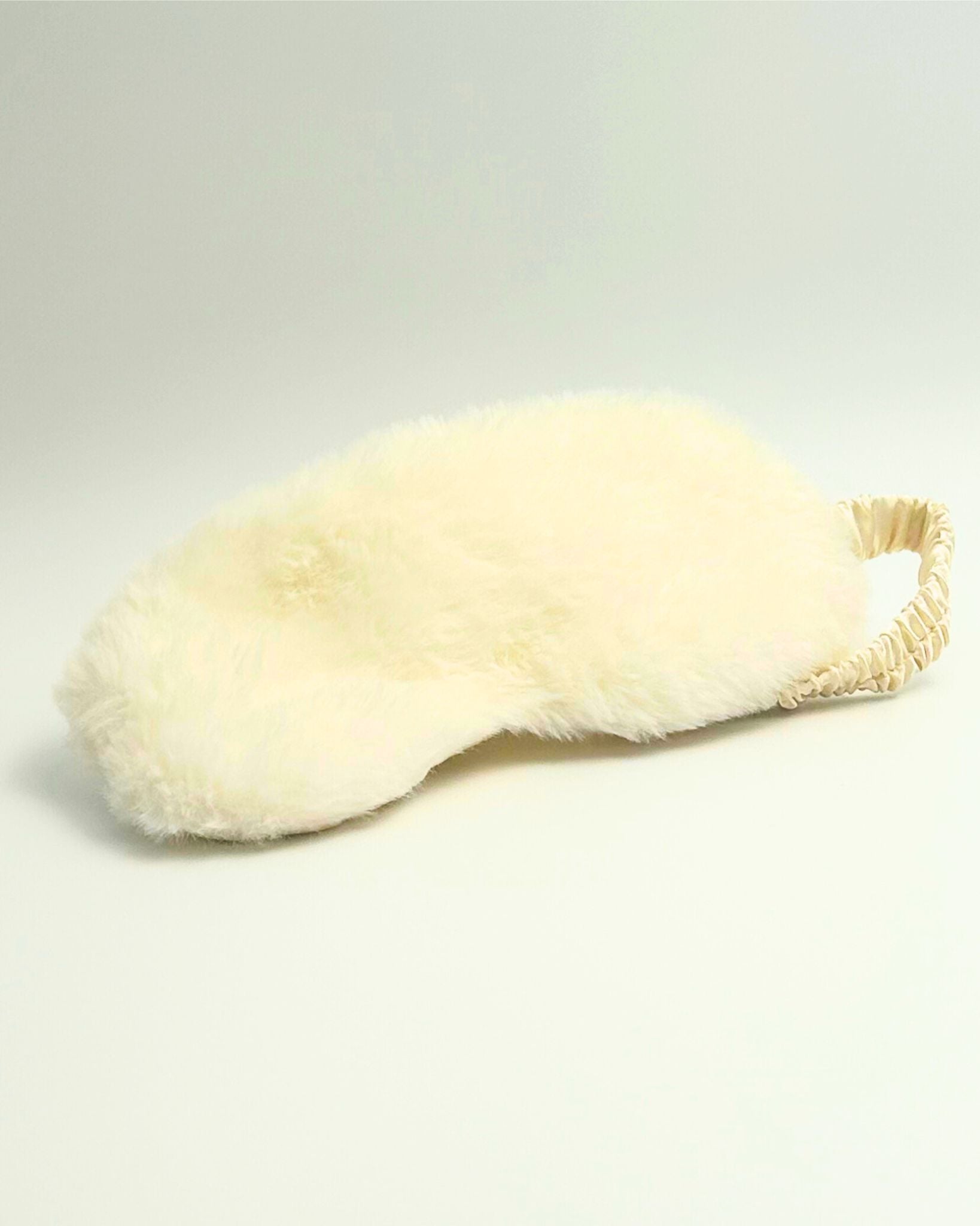 Drift into restful sleep with this soft and fluffy eye mask, perfect for relaxation, travel, or self-care. Designed to block light and provide comfort, it’s a thoughtful gift or a must-have addition to any wellness routine.