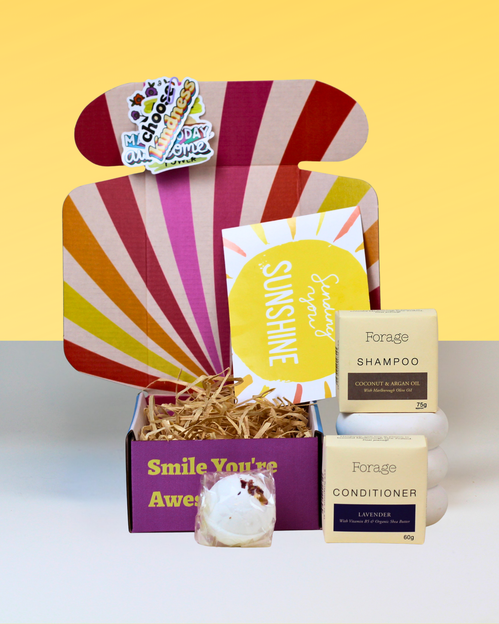 Hair Happy natural gift box with Forage shampoo bar, conditioner bar and Rose Geranium bath bomb by A Box-Full.