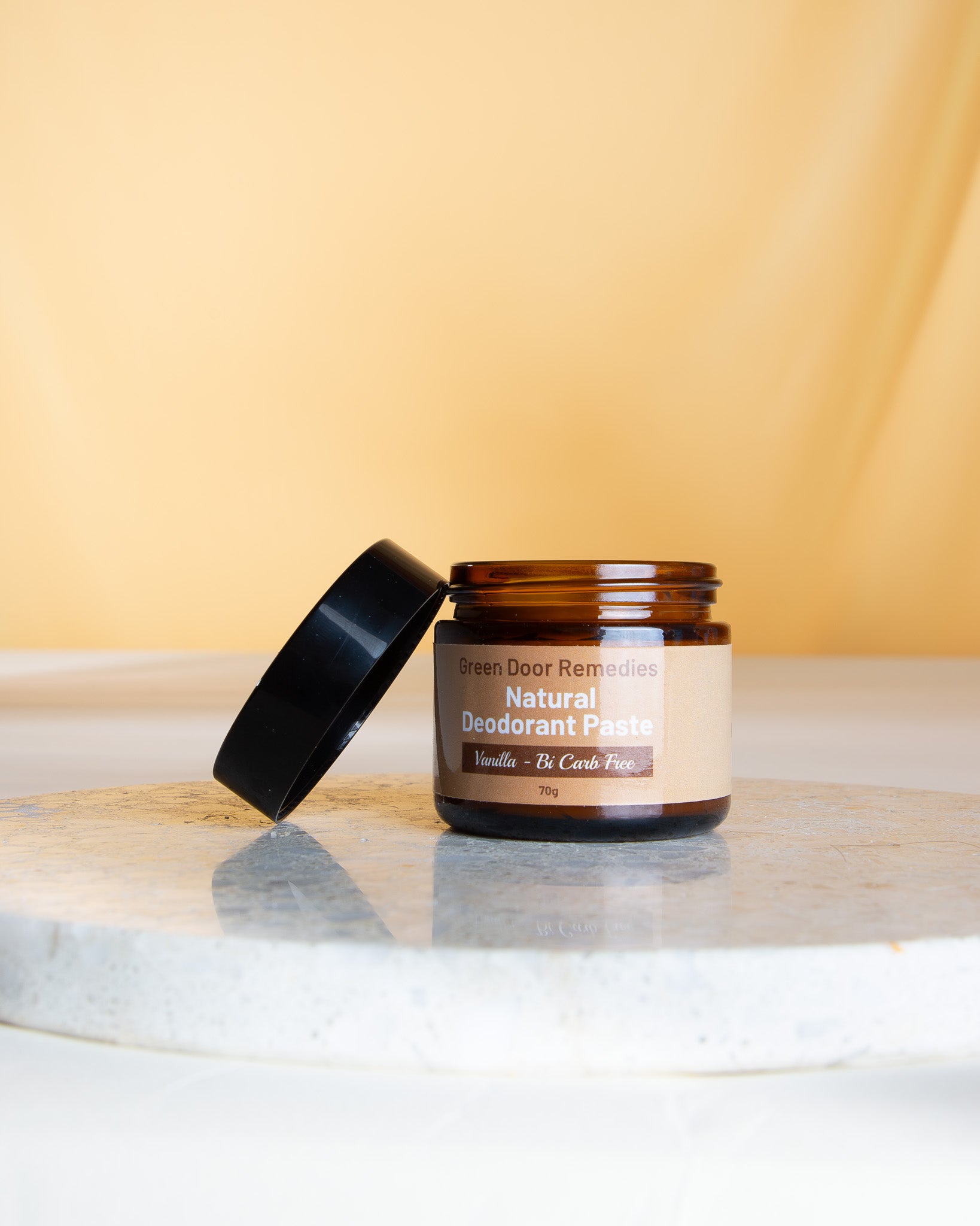 Stay fresh naturally with this Vanilla-scented, bicarb-free cream deodorant, made in New Zealand with gentle, skin-friendly ingredients. Perfect for sensitive skin, daily use, or as a thoughtful addition to a natural body care or wellness gift box.