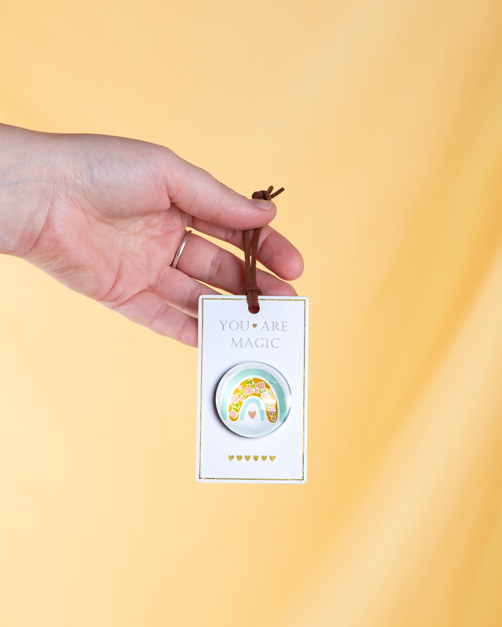 Spread positivity with this “You Are Magic” magnet keepsake, made in New Zealand. Perfect for gifting, adding a cheerful touch to your fridge, or keeping as a daily reminder of inspiration and encouragement.